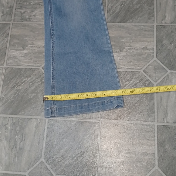 CATO SIZE 10. Women's Blue Embellished Jeans - Picture 10 of 12